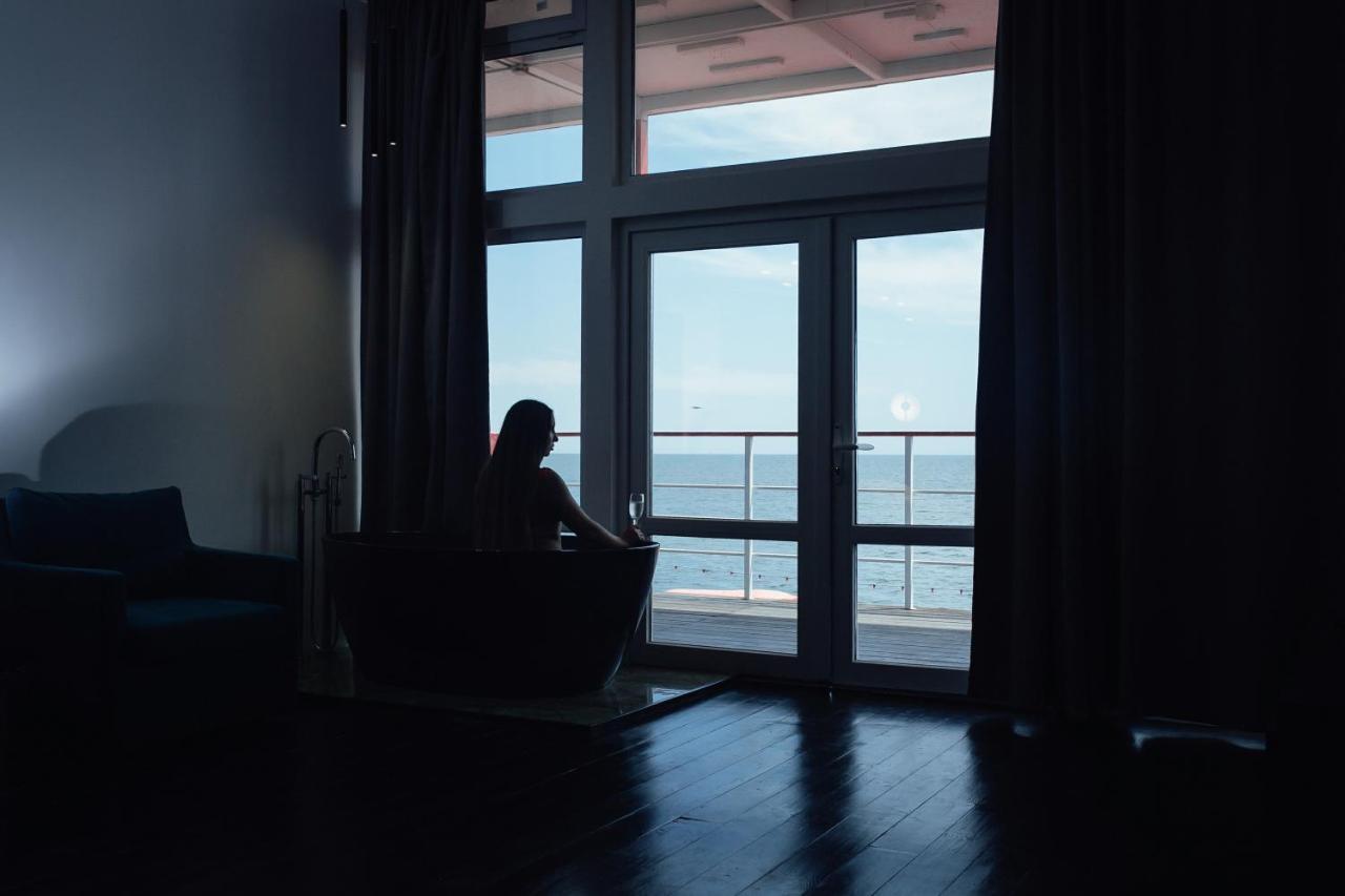 Arkadia Beach Hotel โอเดสซา ภายนอก รูปภาพ